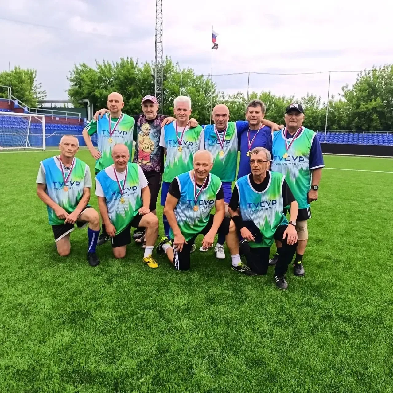 ⚽️Начинаем рабочую неделю с хороших новостей: ТУСУР - снова чемпион!

Наши футболисты-ветераны в воз