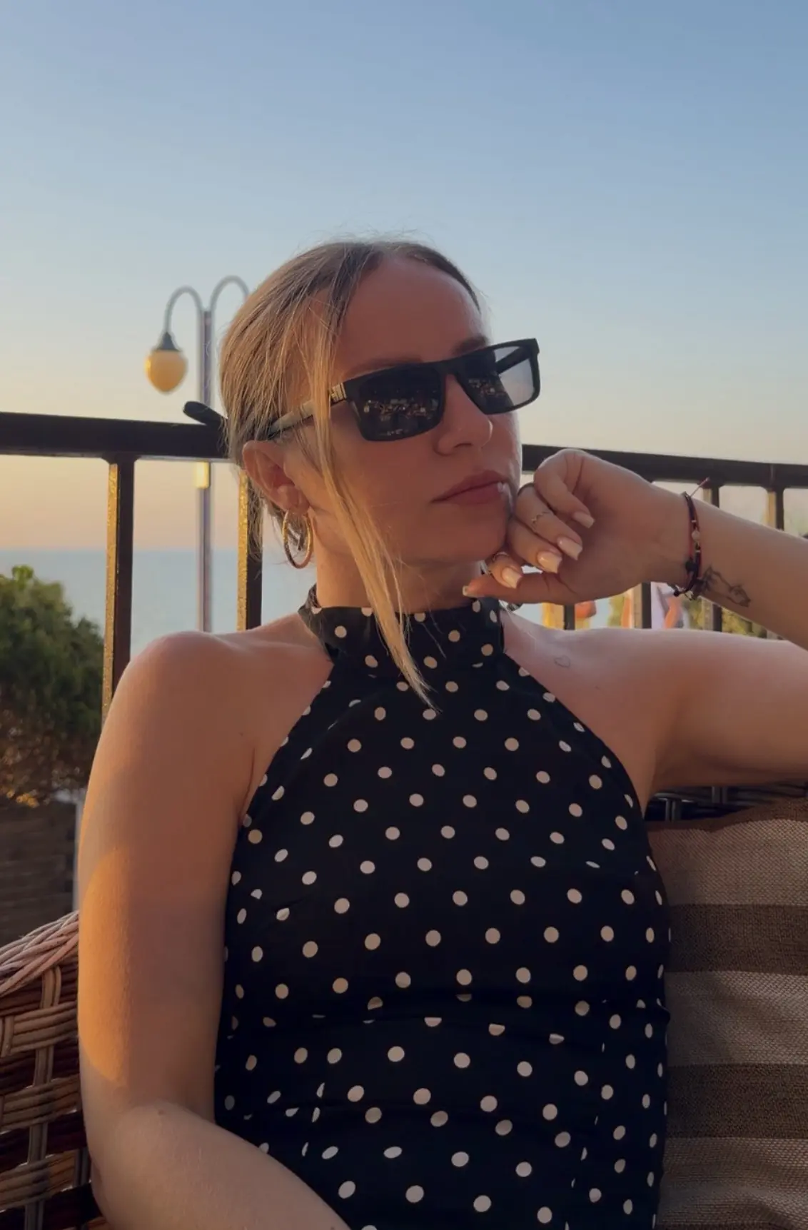 Сегодня тихий ужин на закате 🌅