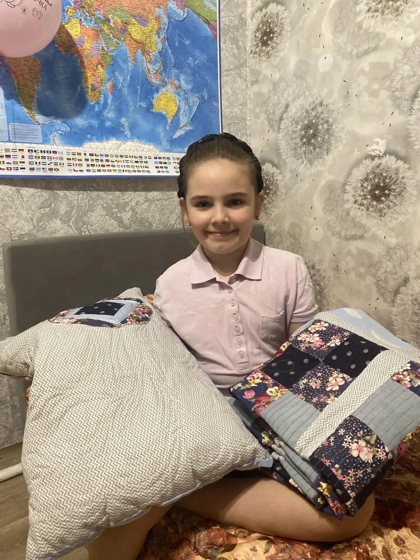 Ризванова Дарина, 4 класс.У моей бабушки золотые руки! Она у меня настоящая рукодельниц...