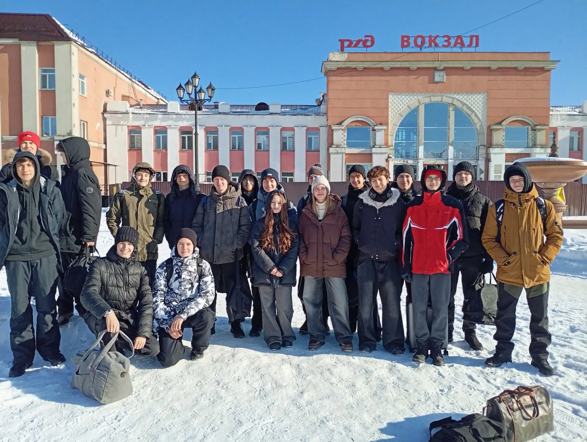 Горнолыжный комплекс Фома расположен в 7 километрах от центра г. Биробиджана. Он спроектирован как п