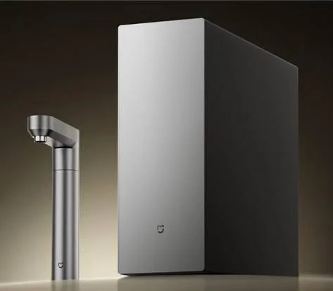 Xiaomi выпустила очиститель воды, который сразу выдаёт кипяток — чайник можно убирать