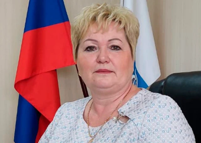 Сегодня свой день рождения отмечает Глава Поддорского муниципального округа Елена Викто...