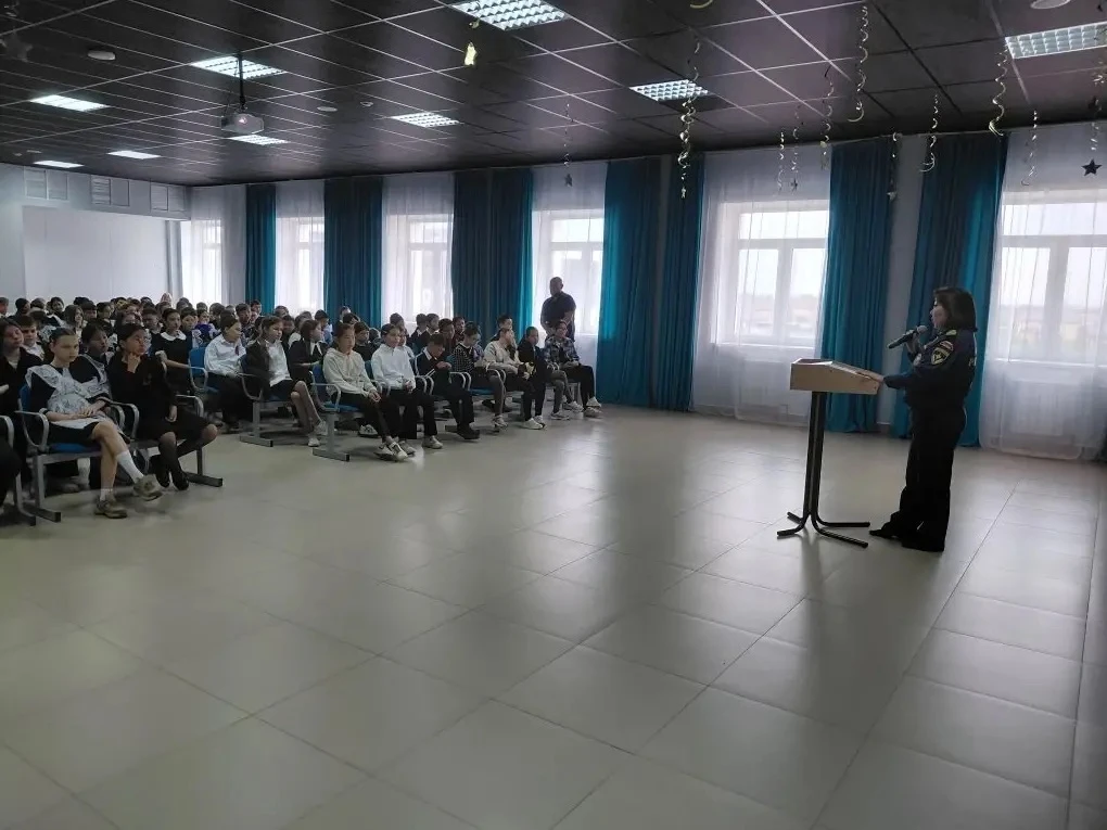 Правила, которые могут спасти жизнь  В рамках профилактической работы в период купального сезона адм