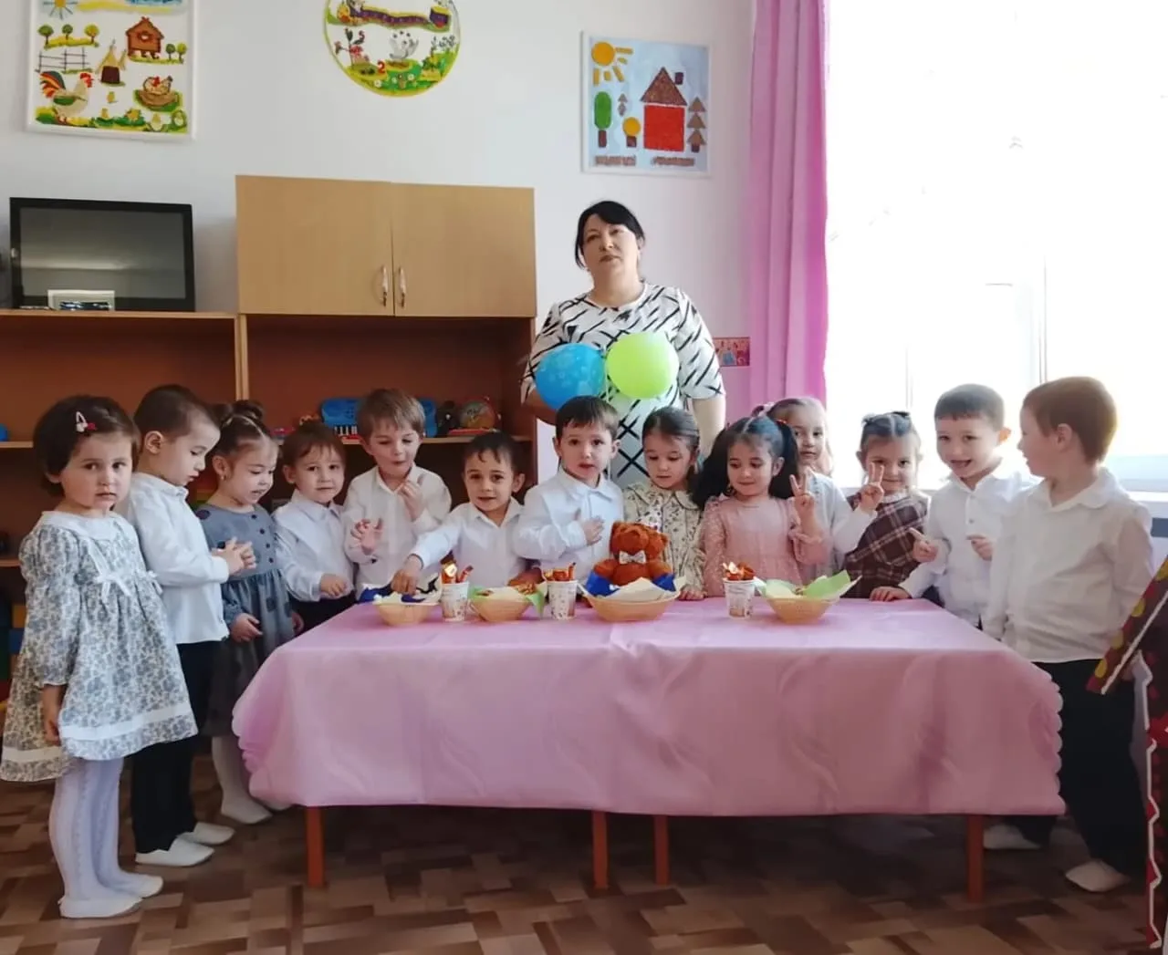 В 1 младшей группе «Пчёлки» прошло итоговое занятие 🌼