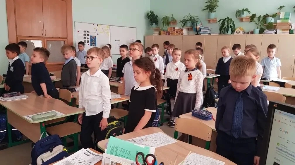 Разговоры о важном 🇷🇺 Песни о войне.  Сегодня на занятии «Разговоры о важном» мы погрузились в особу