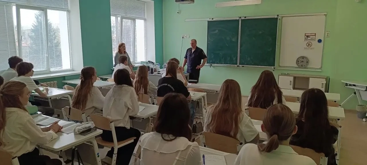 🚫 Важно знать и делать правильный выбор В гимназии в рамках профилактического мероприятия «Чистое по
