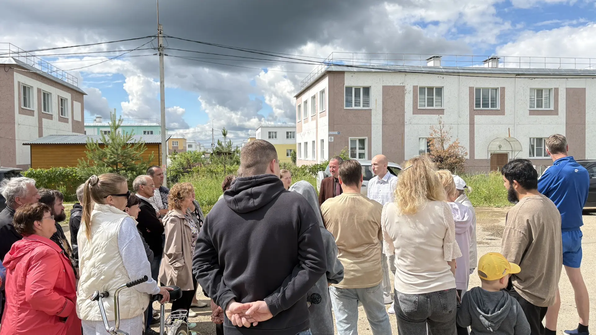В поселке Первый продолжается работа по переводу многоквартирных домов на автономное отопление

Для 