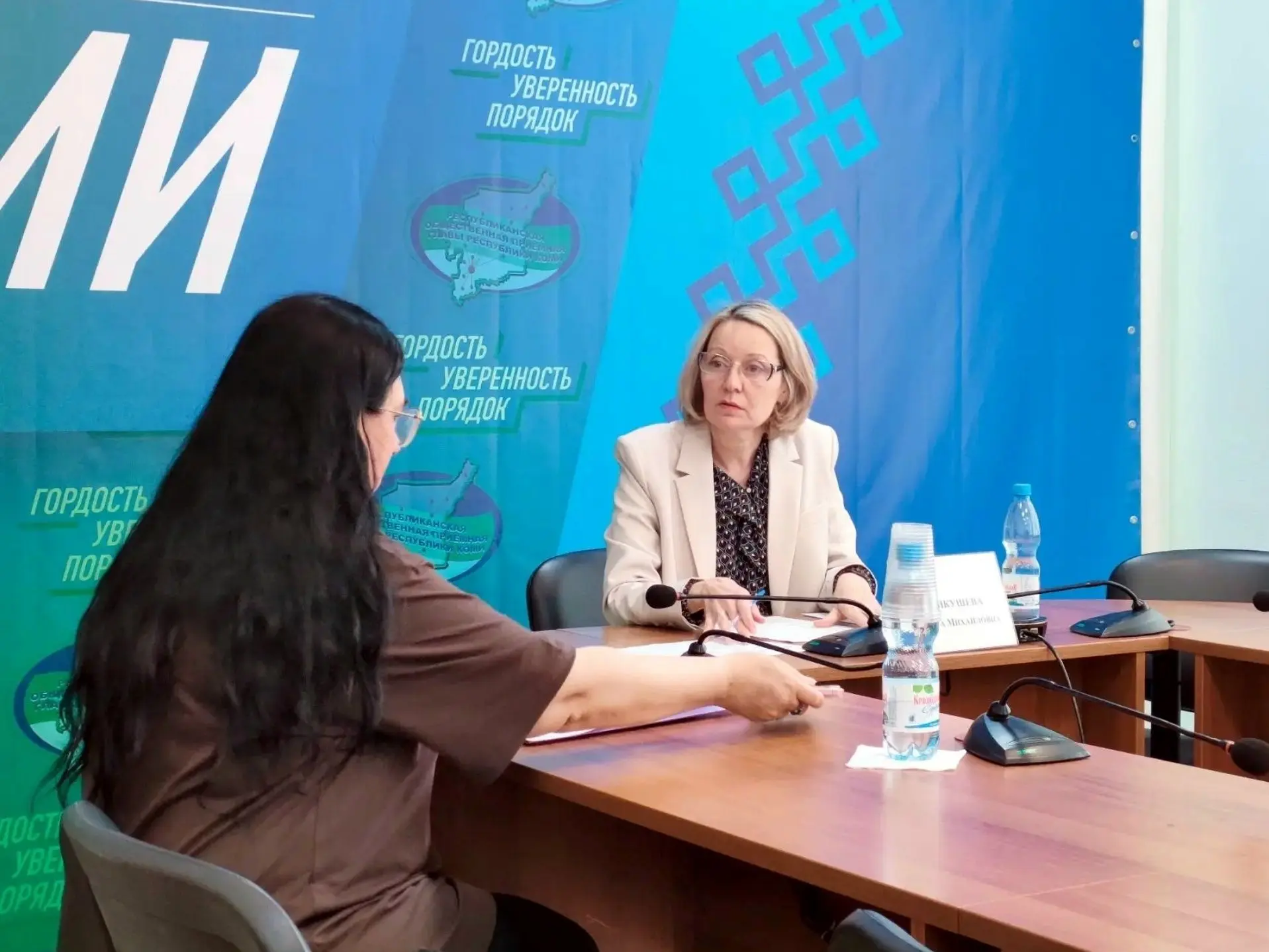 Руководитель Службы стройжилнадзора Республики Коми Ольга Микушева приняла граждан в Шт...