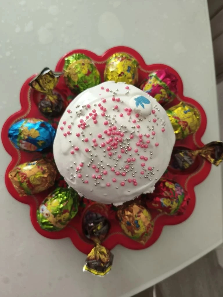 🐣 Сотрудники министерства образования и науки Приамурья делятся пасхальным настроением  В то время к