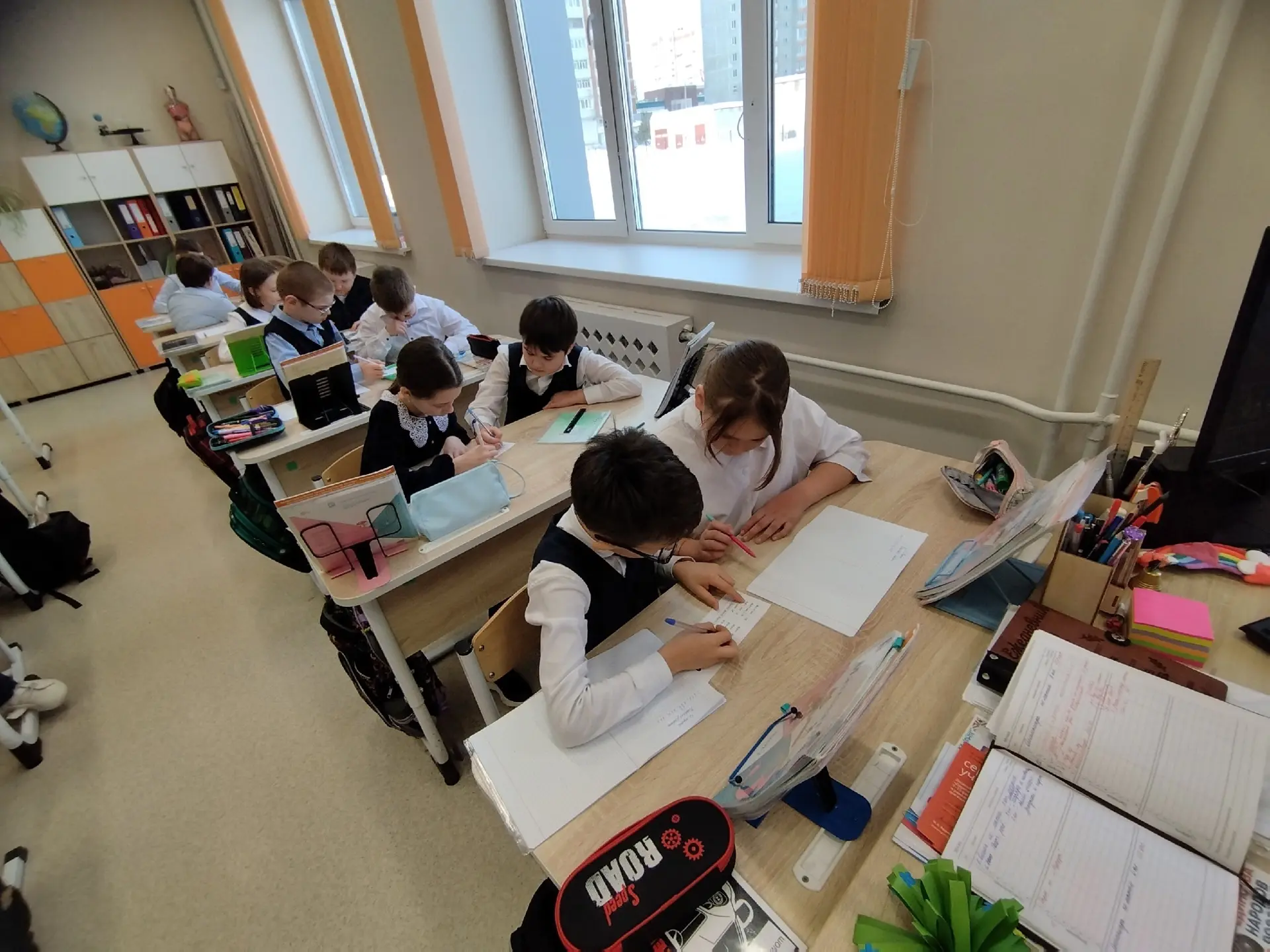 📕🧮📏В рамках недели математики в 3Б классе прошёл увлекательный урок математики по теме "Длина". Ребя