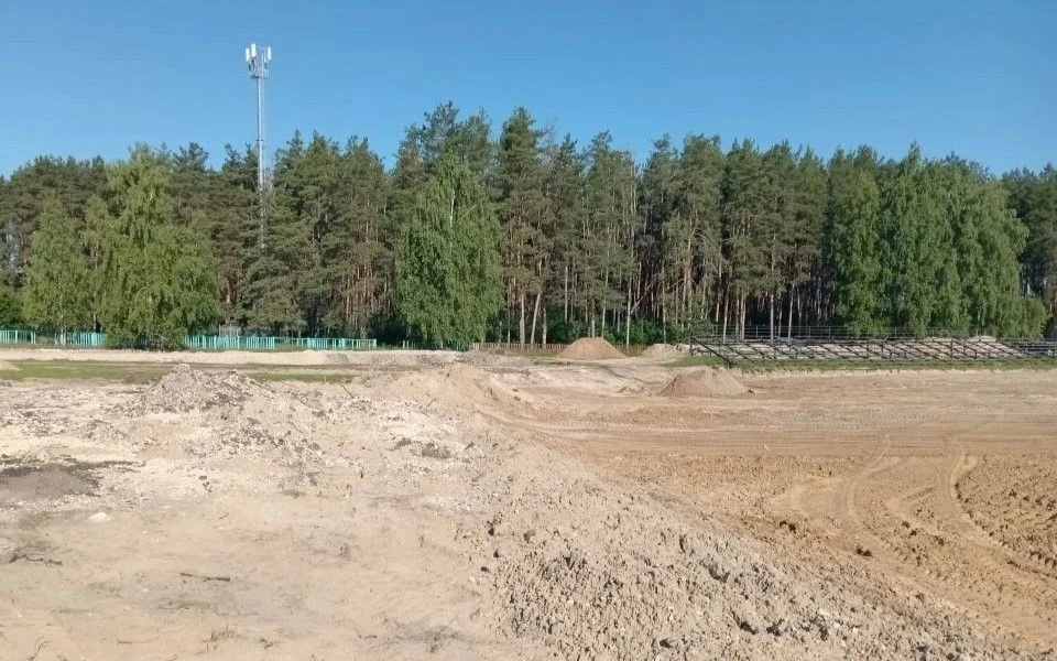 🚜В Спасске-Рязанском продолжается капремонт стадиона

В рамках работ планируется полная очистка тер