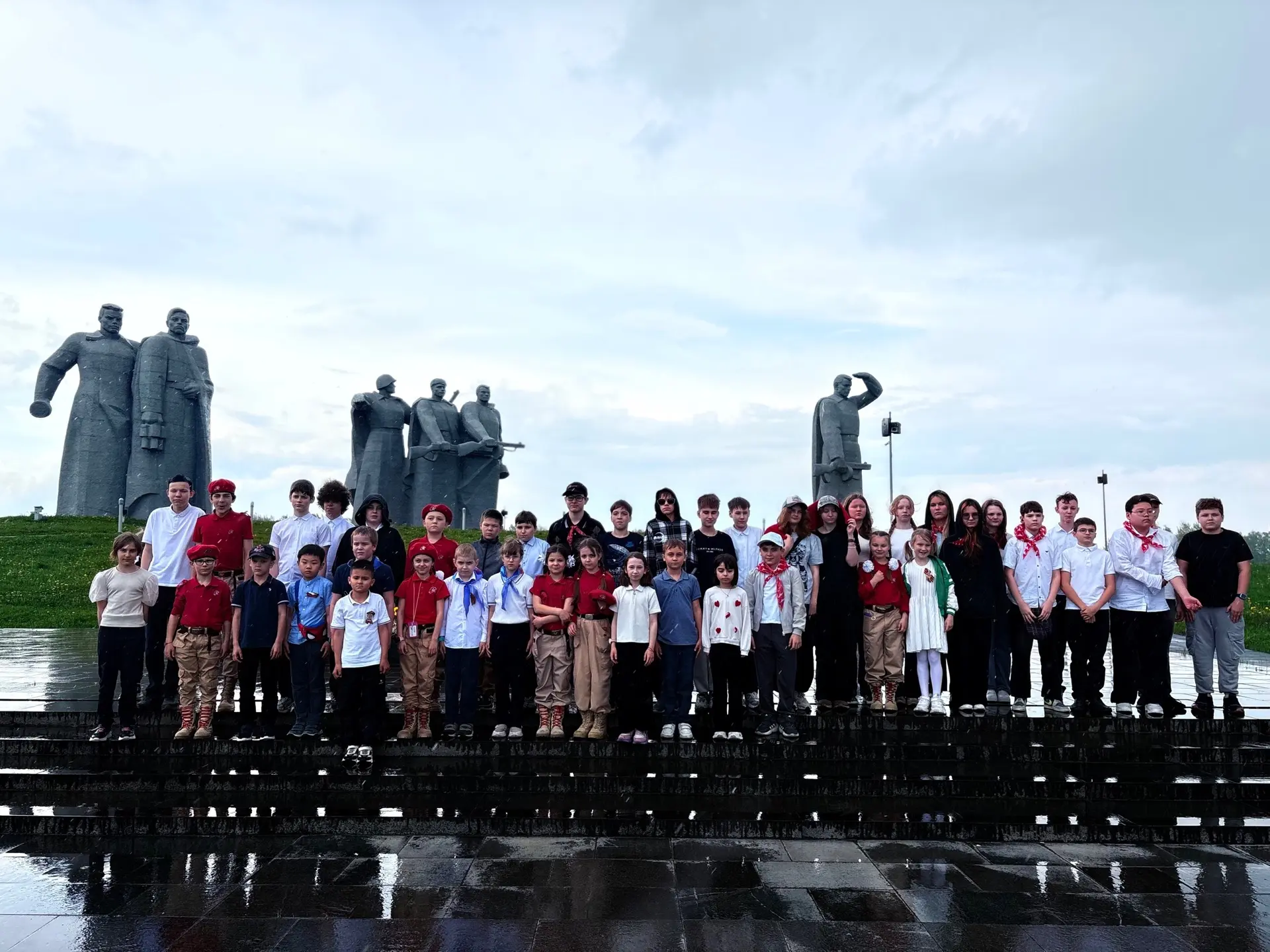 14.05.2026 года юнармейцы отряда «Пламя», активисты «Движения Первых», активисты ВПК «Пламенный Рубе