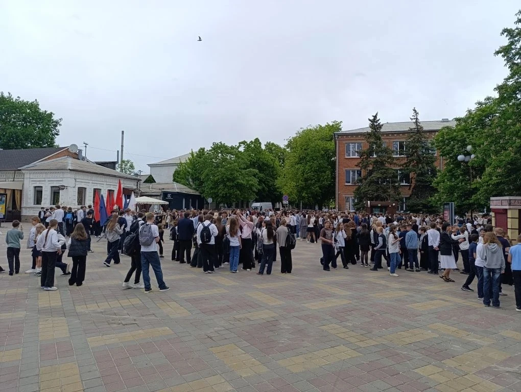 В лицее прошла плановая тренировка по эвакуации учащихся и сотрудников. В мероприятии приняли участи