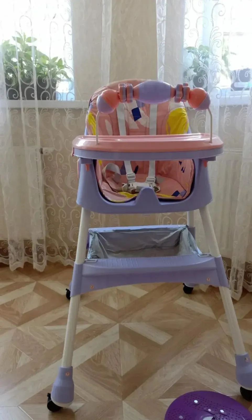 Продаю стульчик в хорошем состоянии. 600 руб. Новобессергеневка.  89135024054