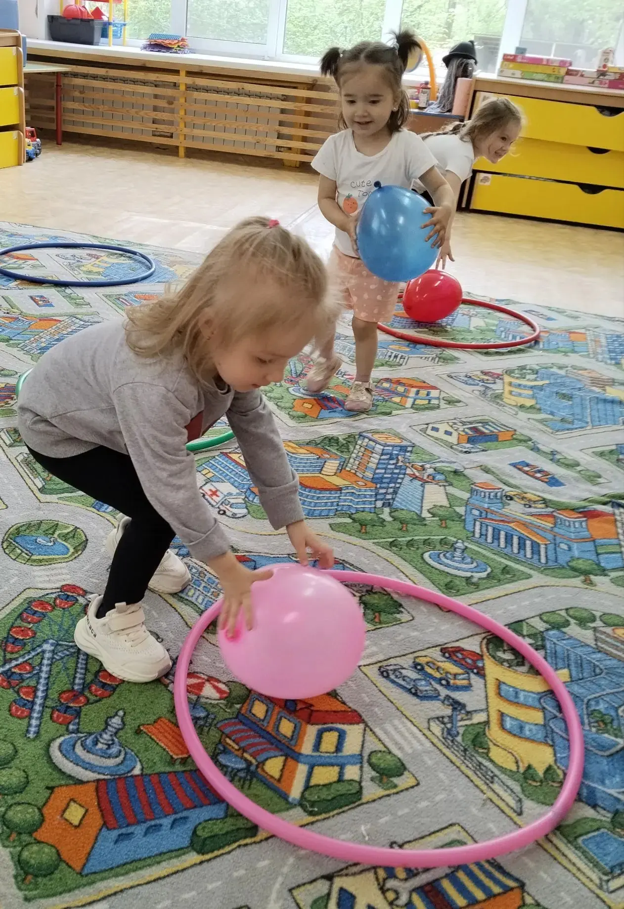 ✨ Волшебный День 
воздушных шаров: 
праздник детства в нашем 
ДОУ! ✨

Для ребят 5 группы "Колокольчи