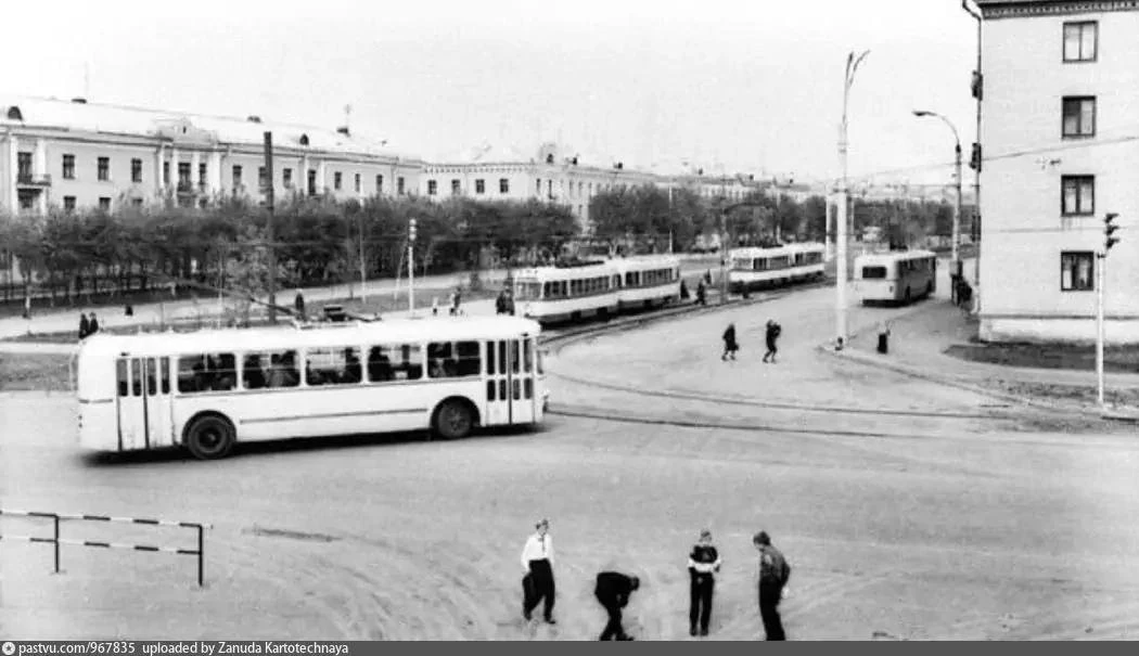 Перекресток улиц Новороссийской и Машиностроителей, 1970 год