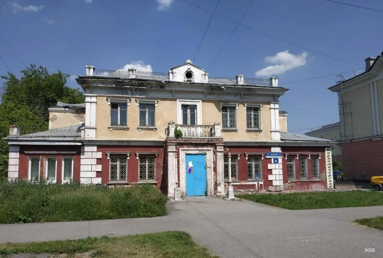 В Кузбассе под государственную охрану взяли два исторических здания — дом угольщиков и деревянный ос