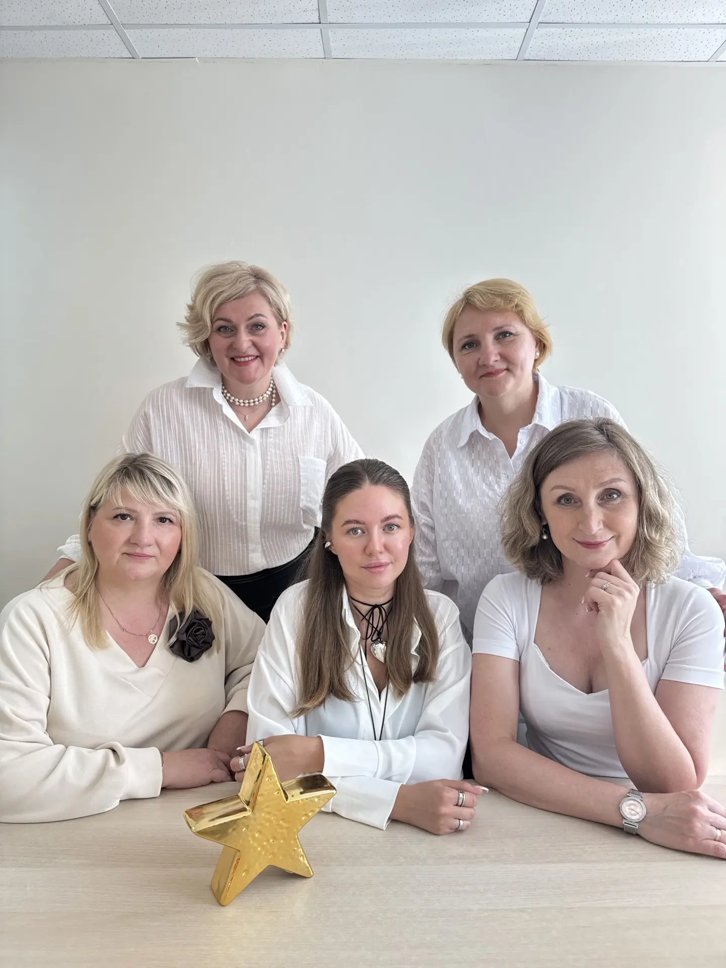 Друзья, приветствуем вас на канале Школы «ЭРУДИТ». 

Оффлайн занятия мы проводим в Бизнес-центре «СИ