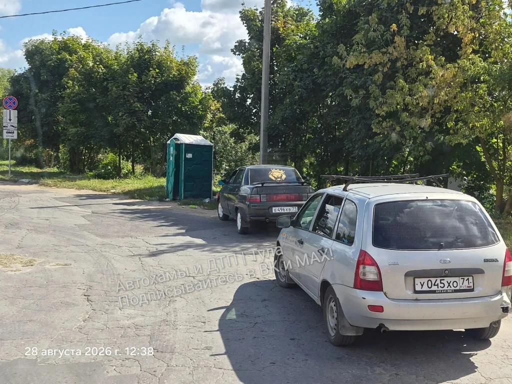🤷‍♂️«Место одно, а машины все время разные». Фото от подписчика