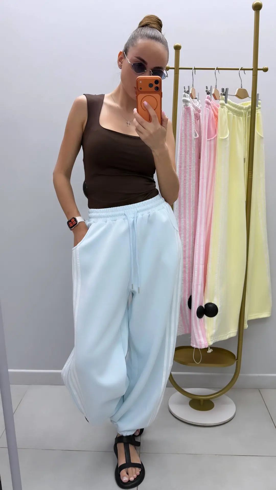 [брюки]
.-1499₽ | m.l.xl 

colors: 4

[боди]
.-799₽ | one size 

[очки]
.-499₽
