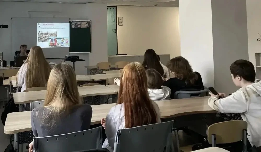 В рамках недели правил безопасного поведения детей и подростков во втором корпусе нашего лицея прошл