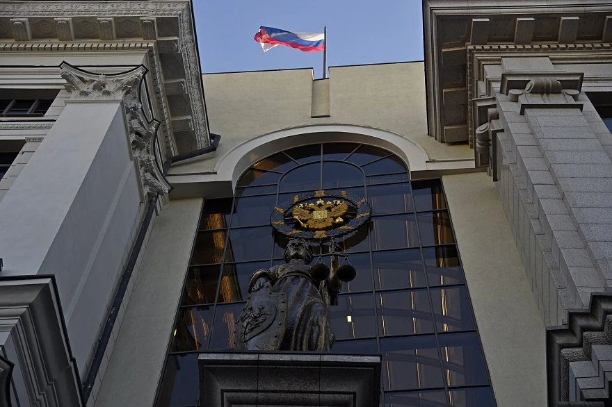 ❗️Верховный суд запретил школам отказывать ученикам в переводе в 10-й класс