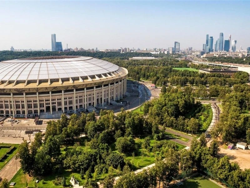 ⚡️❗️Возвращение долгожданной экскурсии!

🔴 ЛУЖНИКИ, с подъемом на крышу!

🗓️ 27 июня 18:00-19:30

