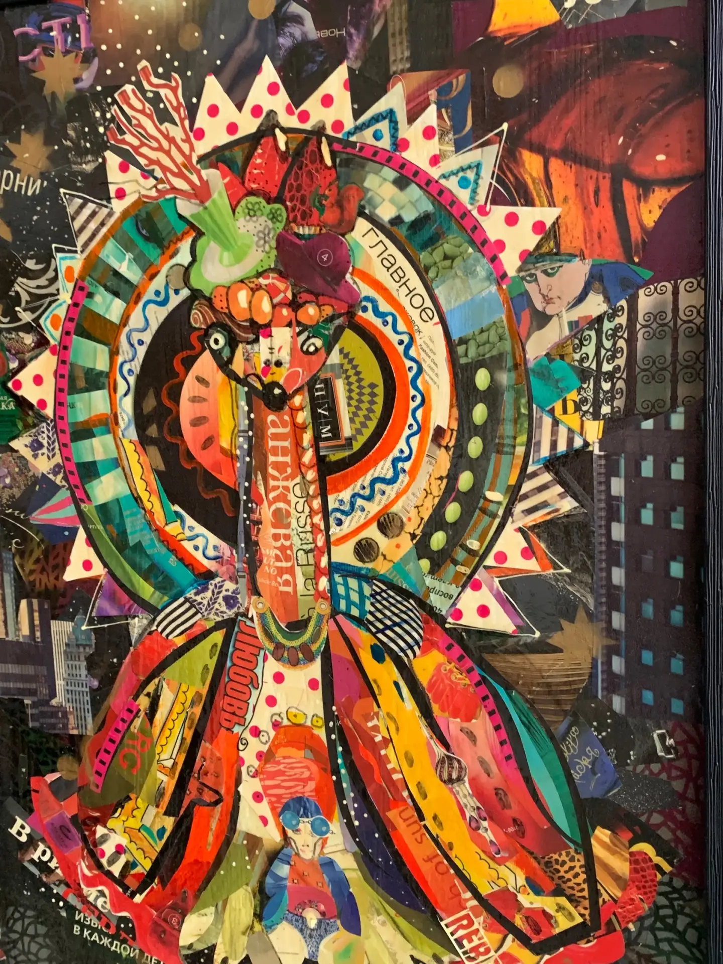 🎨Где рождается вдохновение? Конечно, среди картин! 🖌️
В праздничные выходные обучающиеся художеств