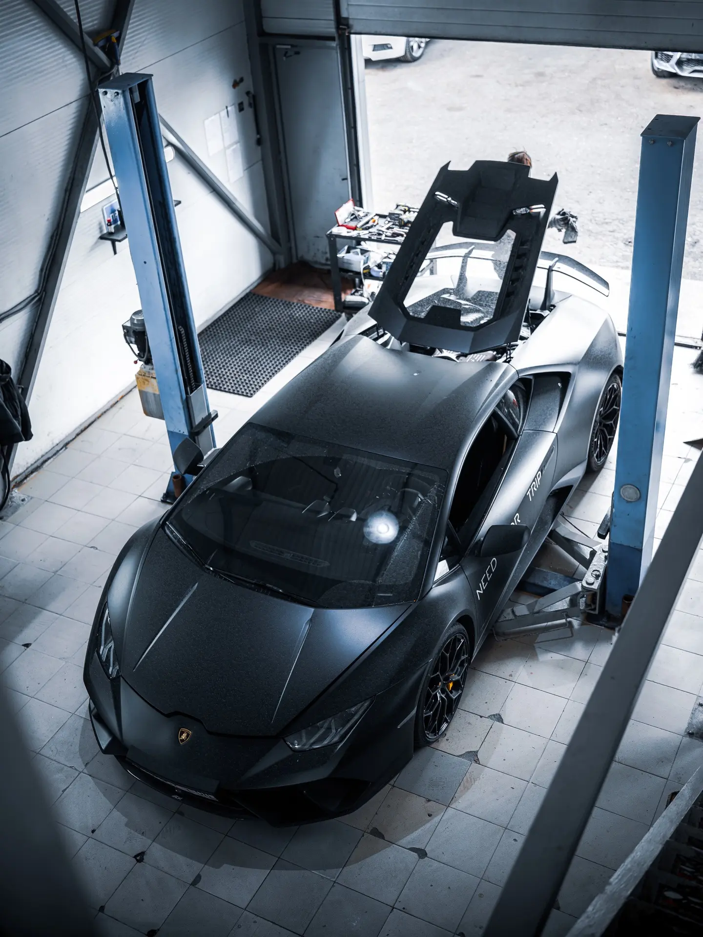Нашли подход в обслуживании этого породистого жеребца LAMBORGHINI HURACAN PERFORMANTE.
