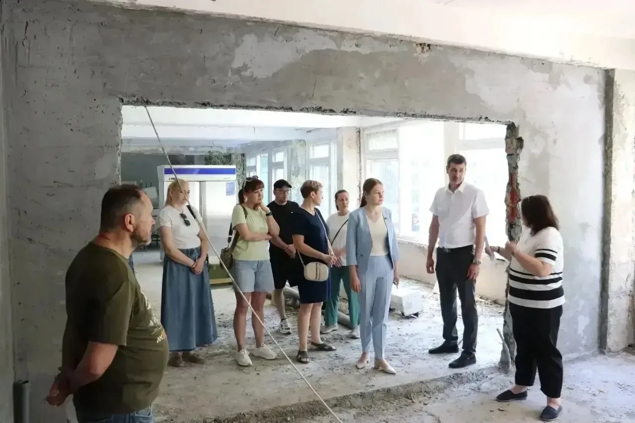 Родительский контроль за ходом капитального ремонта школ города Чебоксары  Сейчас параллельно в 16 о