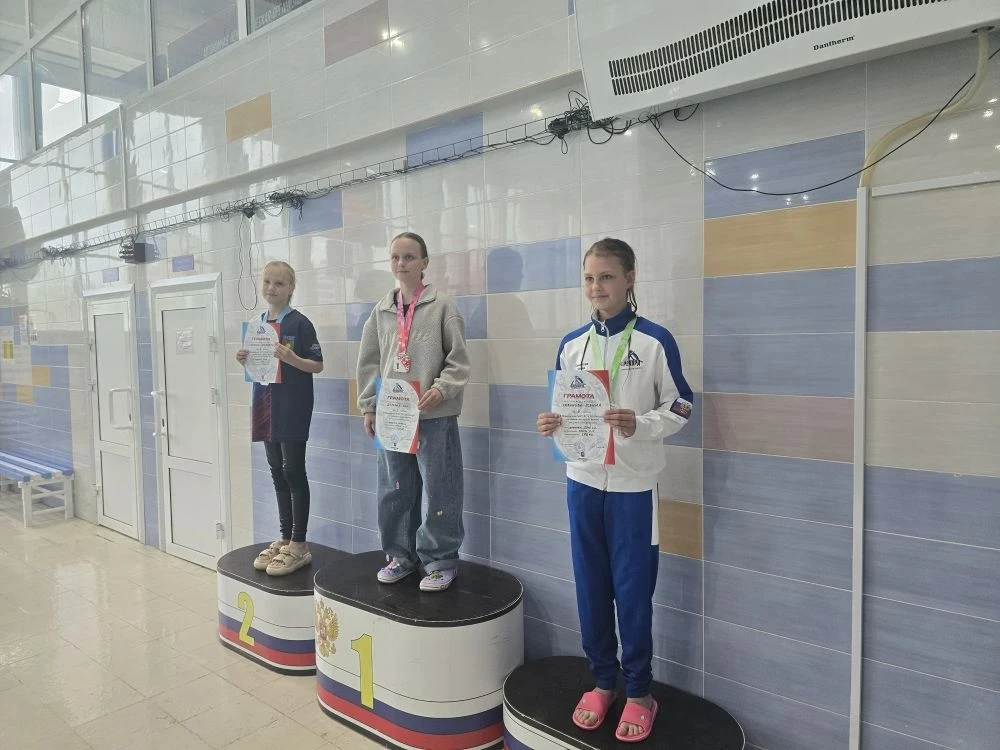 🏆ПЕРВЕНСТВА   СШ «РЕКОРД» СРЕДИ ДЕТЕЙ 2017-2014 ГОДОВ РОЖДЕНИЯ

🏊На старт вышли около 100 юных спо