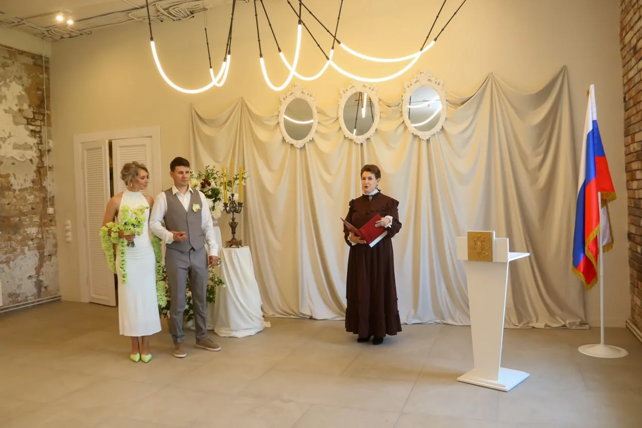 💍 В Барнауле прошла первая регистрация брака в Доме купца Сухова

Платье выбрано, букет заказан, ос
