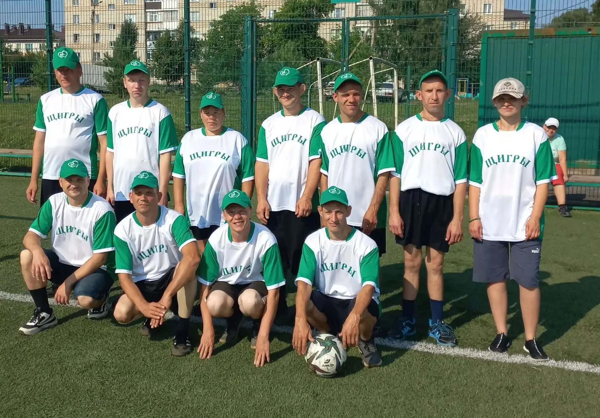 Неделя физкультуры в ОБУССОКО «Щигровский дом социального обслуживания» набирает оборот...