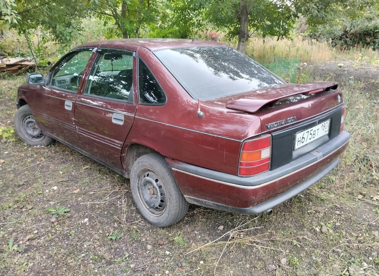 Продам Opel Vectra 2.0, 120 л. с., б/у, 95 тыс. рублей