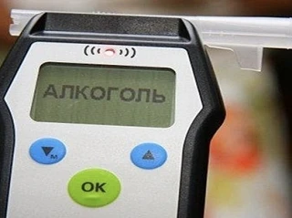 Через 7 месяцев после пьяной езды житель Кимр отправлен на принудительные работы и лишился автомобил