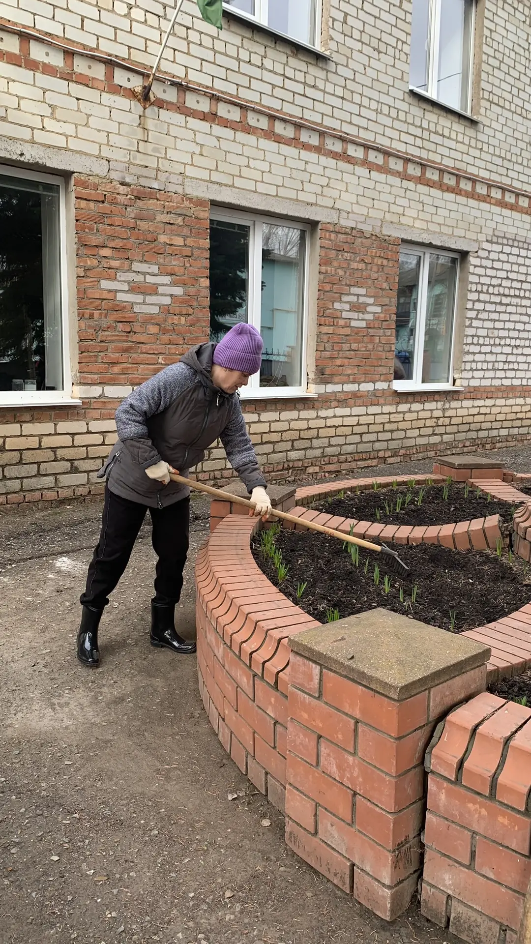 18 апреля трудовой коллектив ЖКХ принял участие в экологическом субботнике.