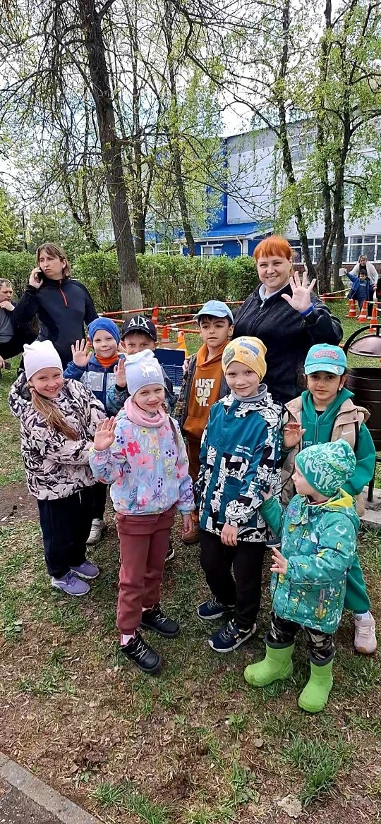 Сегодня воспитанники нашего детского сада под руководством воспитателя Ирины Владимиров...
