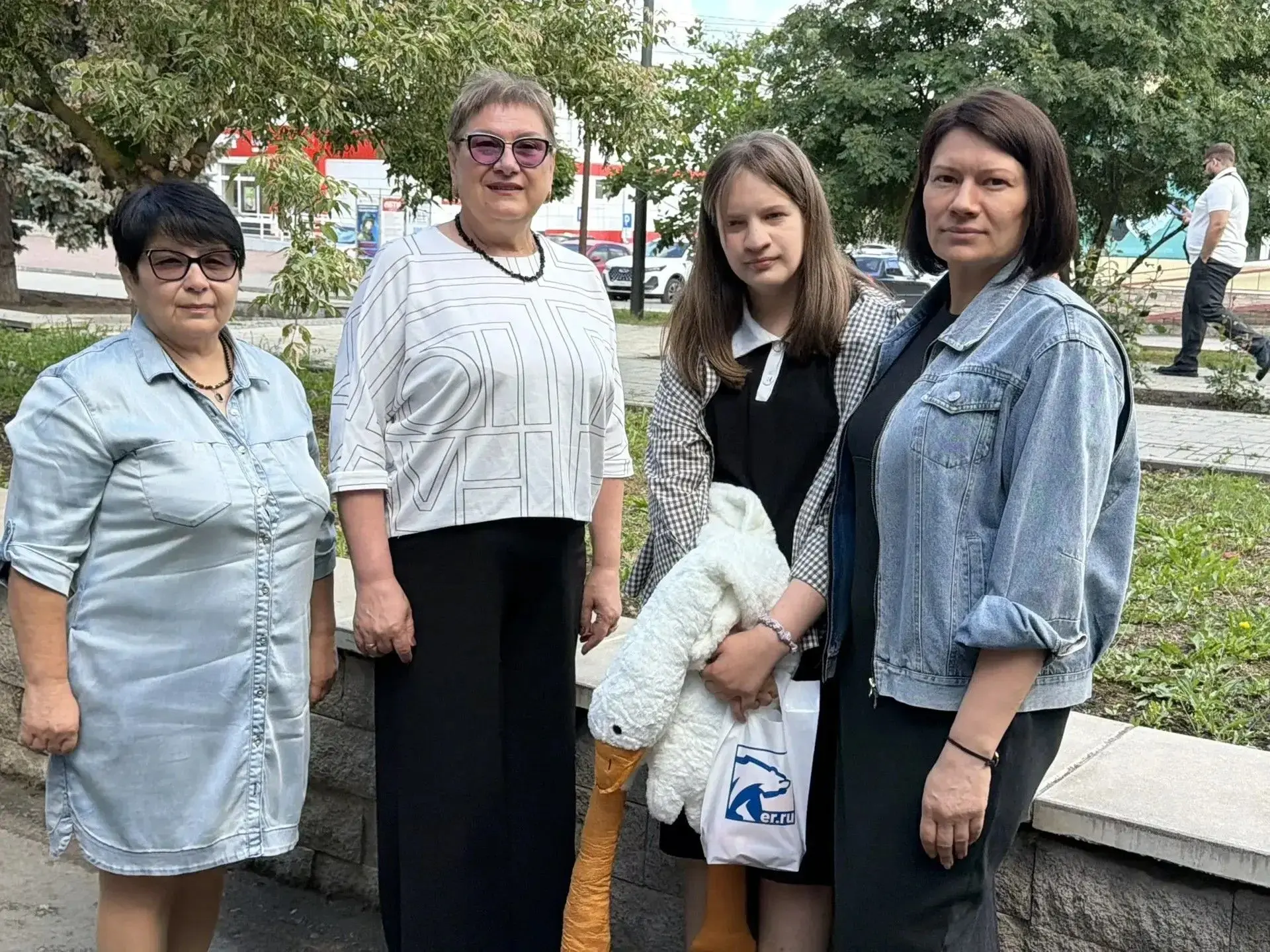 В Тацинском районе прошли праздничные мероприятия, приуроченные ко Дню защиты детей. Ос...