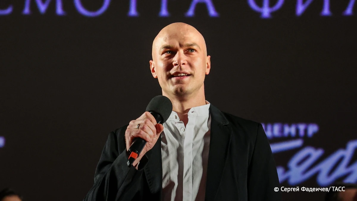 Студия Neon намерена выдвинуть Юру Борисова на "Оскар" за главную роль в фильме "Искусс...