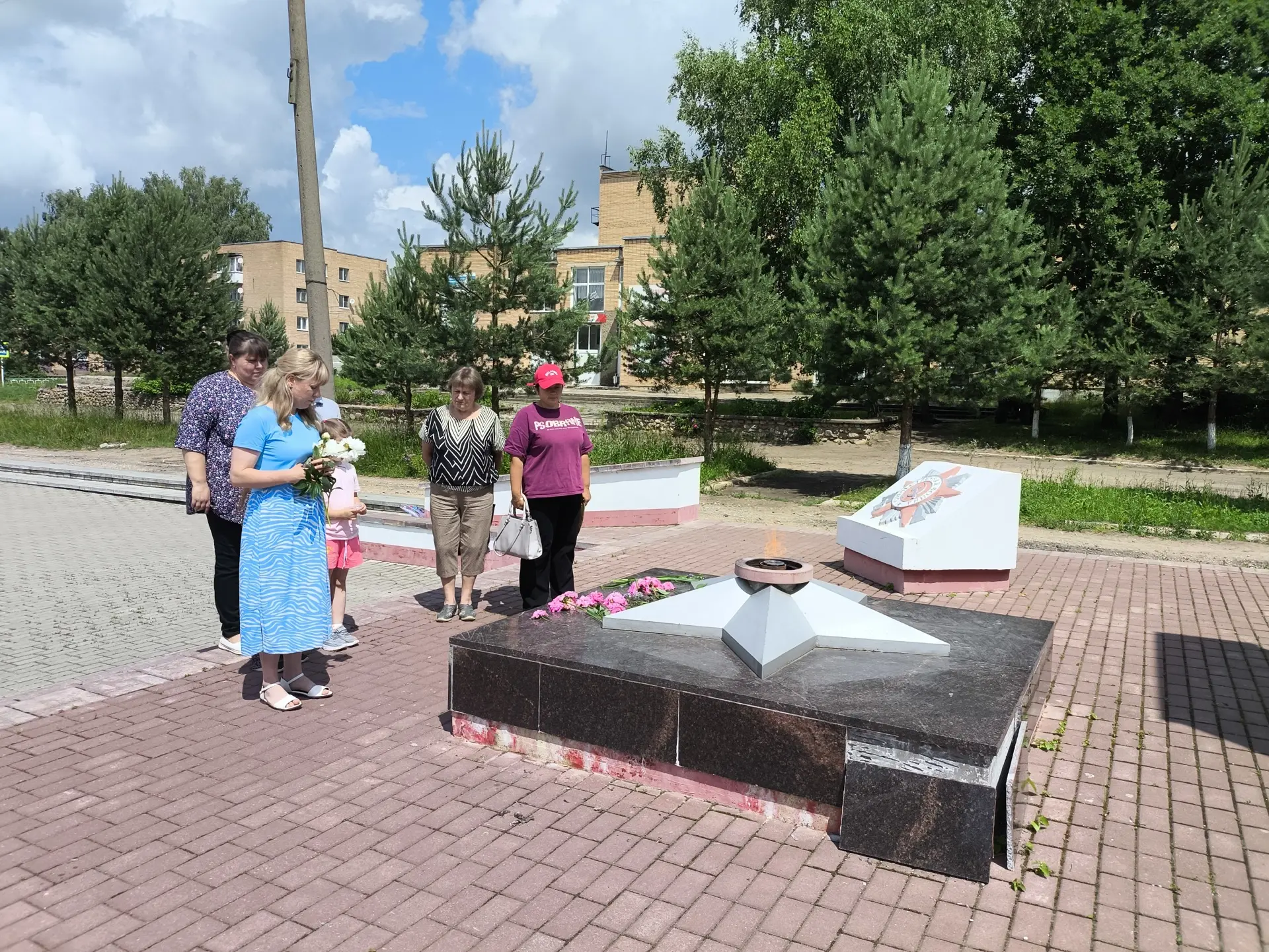 🎗️Присоединились ко Всероссийской минуте молчания

Сегодня, 22 июня, в День памяти и скорби, педаго