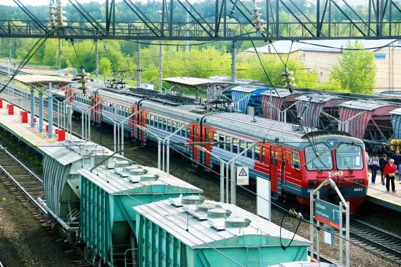 🚊 Пригородными поездами, курсирующими по Горьковской железной дороге в Татарстане восп...
