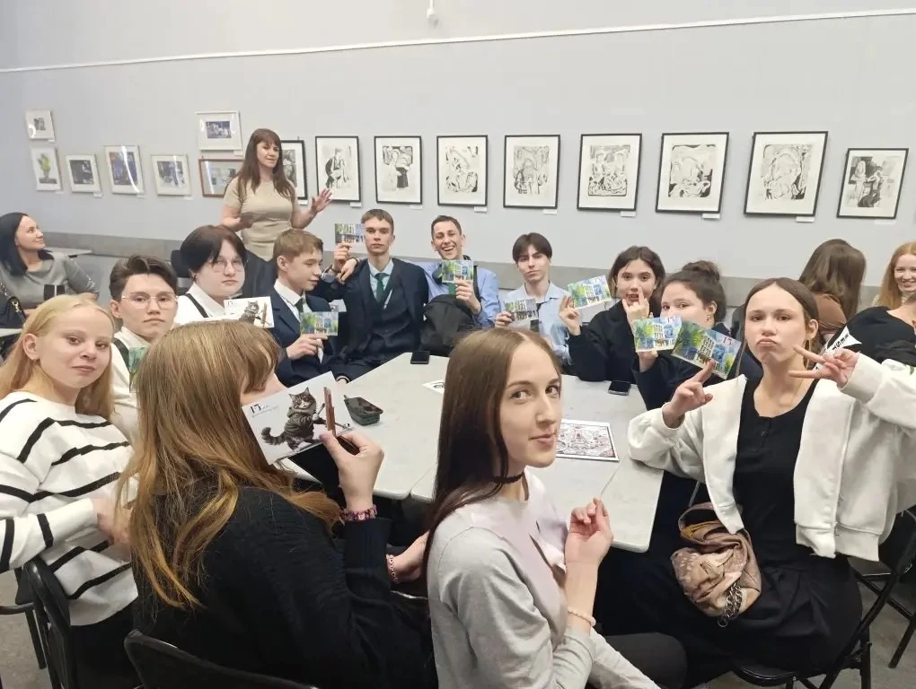 Каникулы с пользой! 🤓  🖇️Ученики 10 и 8 «А» классов совместно с классными руководителями провели кан