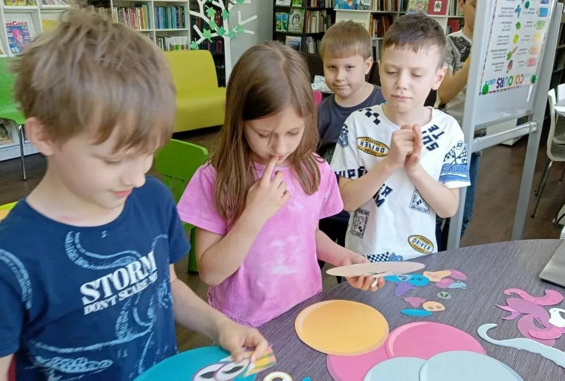 Клуб «Говорим по-английски»
 
Любите ли вы страшилки? А если они совсем не страшные? А если забавные