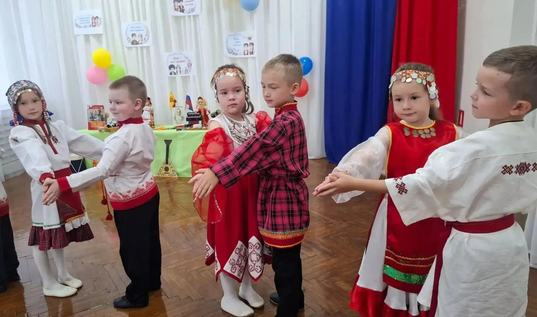 В стенах #МБДОУ180Чебоксары сегодня звучали десятки наречий!
