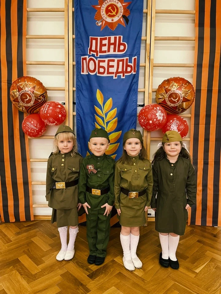 #Дошколята | Маленькие сердца помнят ❤️    Завершаем рассказ о праздничных событиях, посвящённых Дню