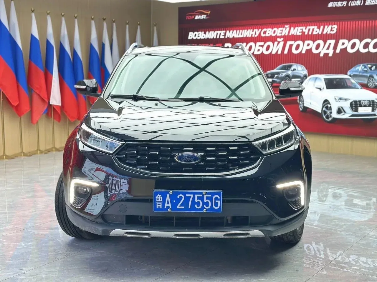 **🚗 Ford Territory 2021 года. **