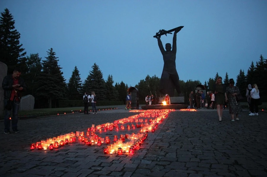 Ровно 85 лет назад, 22 июня 1941 года, в 4 часа утра для миллионов граждан Советского Союза рухнул п