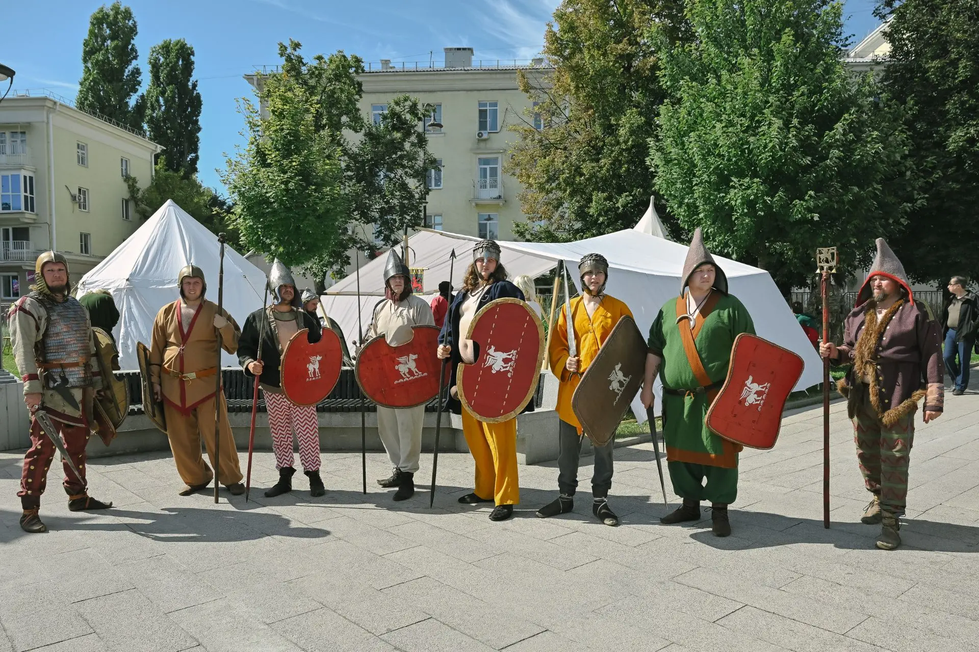 В Воронеже - настоящее "Русское лето" ☀️