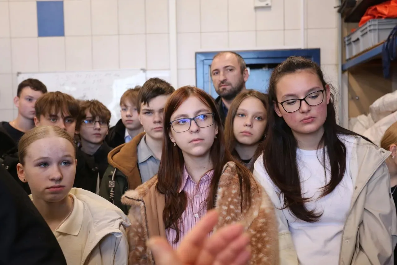 🔹 Профориентация 7В: "Билет в будущее" в действии 🔹  Во вторник, 21 апреля, ученики 7В класса (кл. р