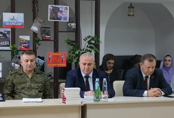 Глава Казбековского района вручил государственные награды семьям погибших героев СВО

Сегодня глава 